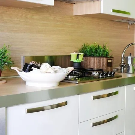 Ξενοδοχείο με διαμερίσματα Margherita - Al Mare