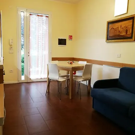 Margherita - Al Mare 公寓式酒店 3*