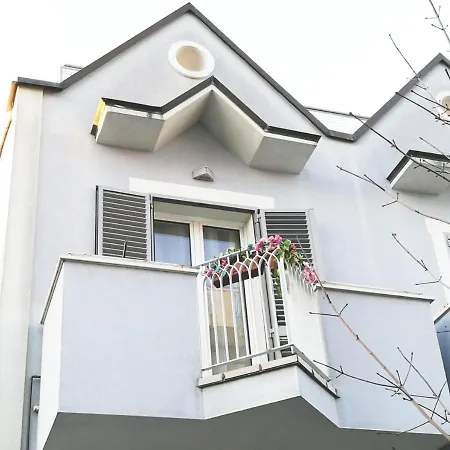 Margherita - Al Mare 3*