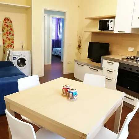 Hotel apartamentowy Margherita - Al Mare 3*