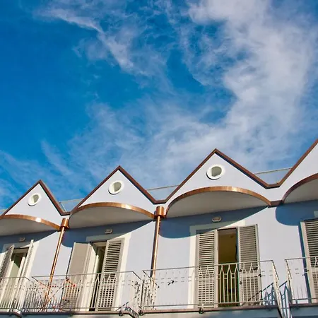 Apart Otel Margherita - Al Mare 3*